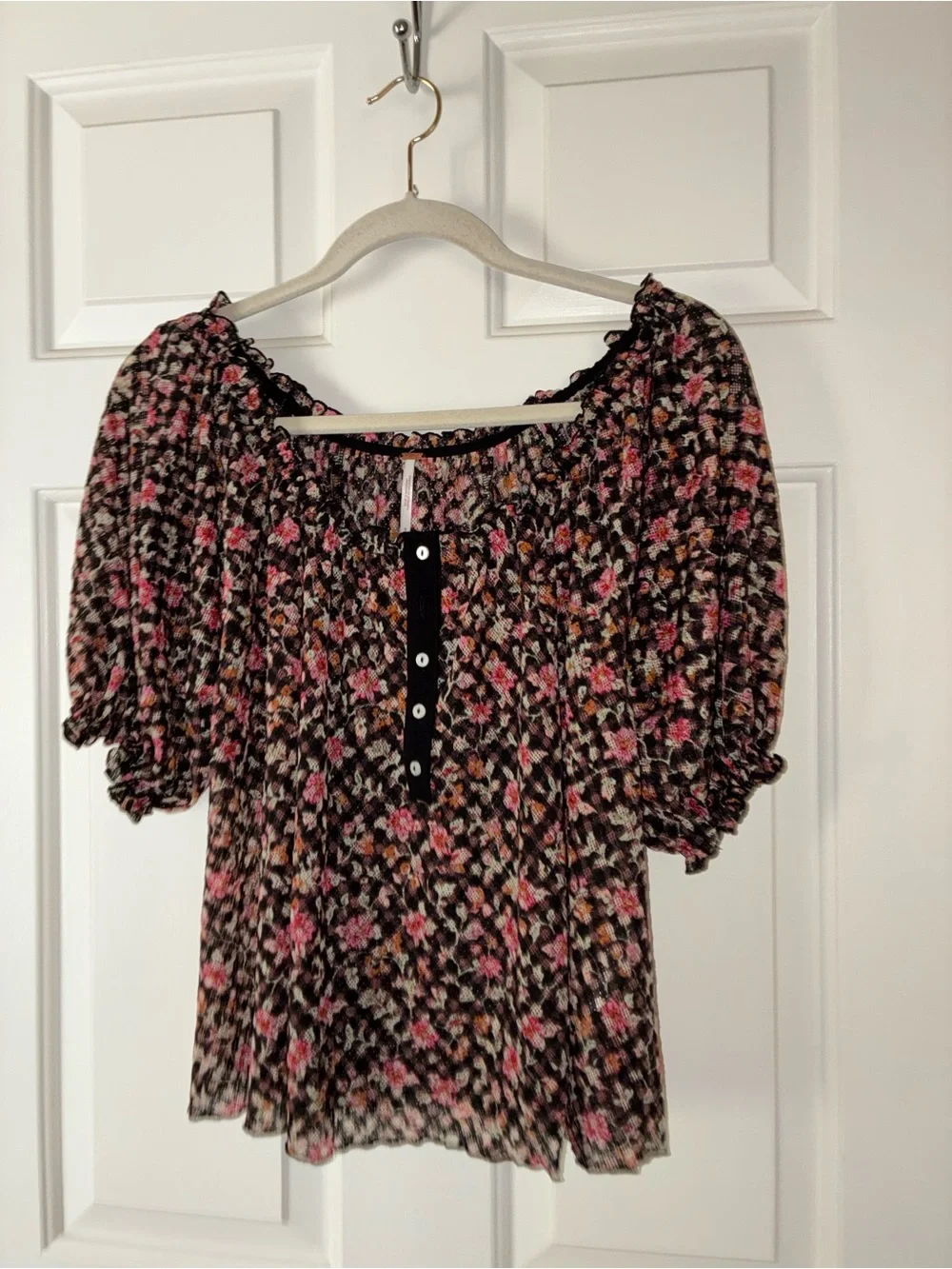 Free People Astra Peasant Top Black Pink Floral Puff Sleeve Sz S